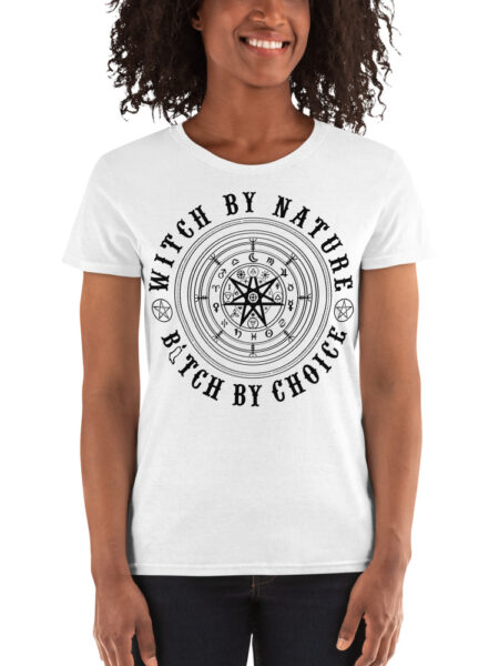 ZERO498 Witch By Nature Fitted T-shirt Tjej